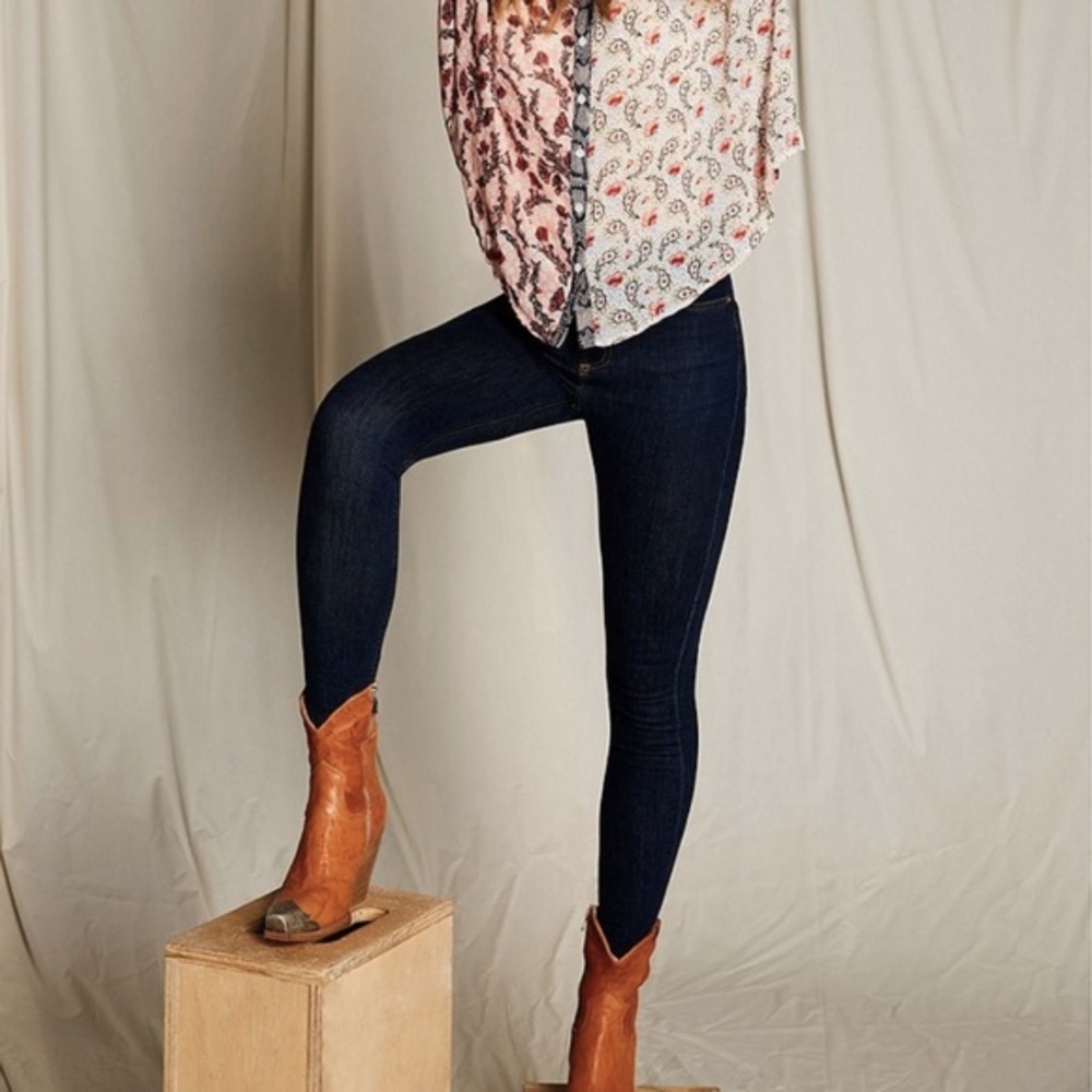 NWT Free People We The Free Montana Skinny Jeans in Dark Rinse - Picture 4 of 10